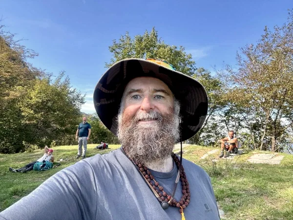 Ritratto durante una pausa nel cammino
